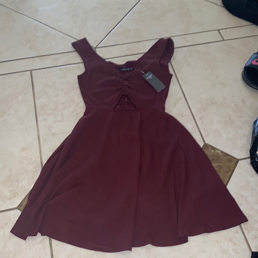 NWT gorgeous maroon Abercrombie and Fitch dress